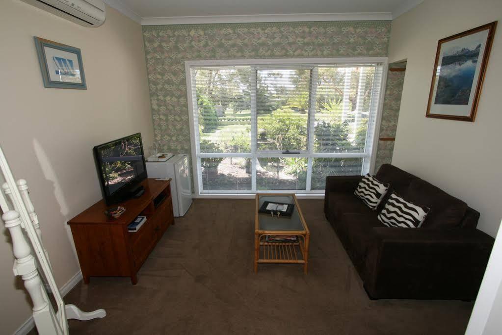 Silver Waters Bed & Breakfast Cowes Esterno foto